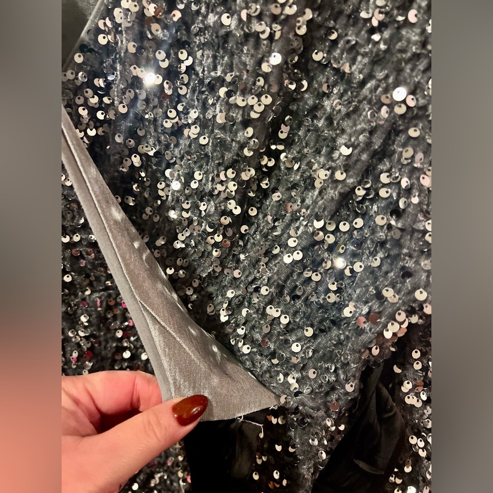 EXTRO&VERT Sequin Romper - Picture 9 of 12